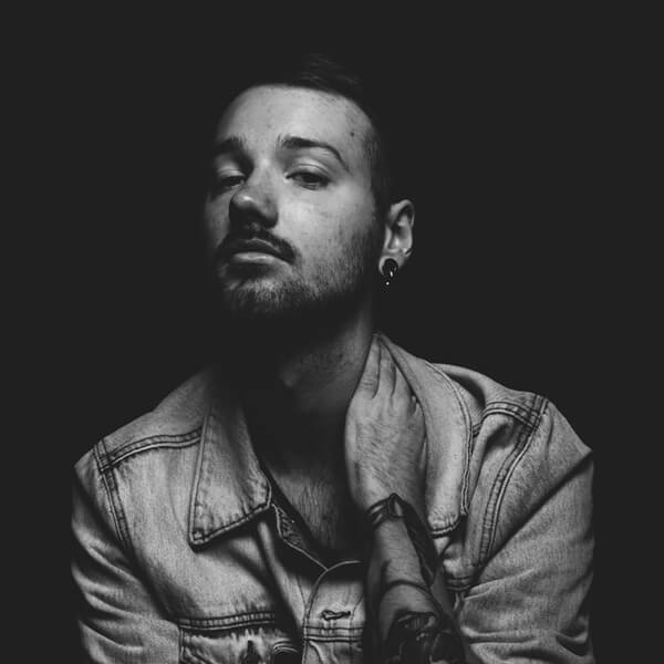 Portrait d’un cuisinier de La Table de 3, restaurant gastronomique à Bordeaux